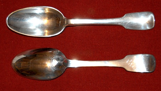 French pewter spoon with paddle finial and faceted bowl attachment